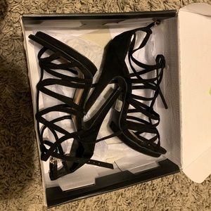 Windsor black high heels size 7 1/2
